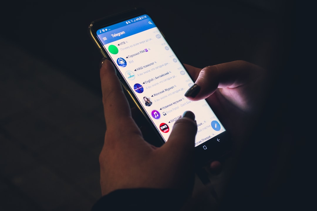 Photo text notification software