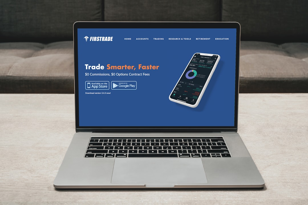 Photo equipment tracking software