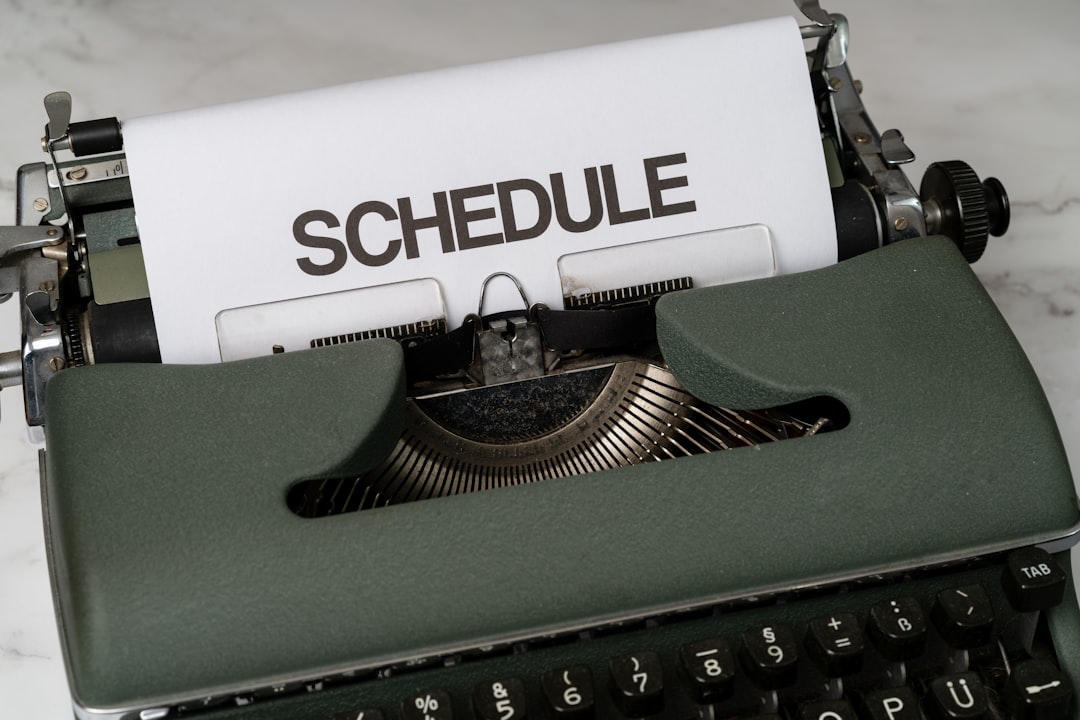 Photo scheduling software