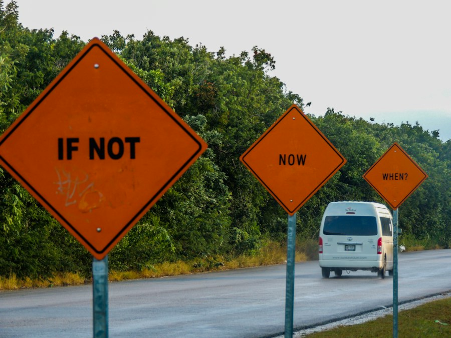 business manual dispatching signs